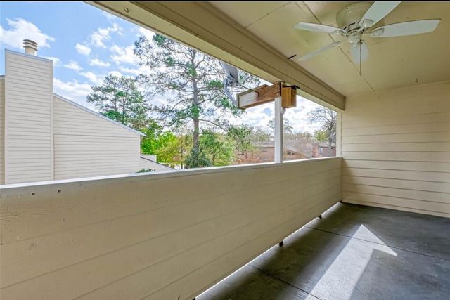 14515 Wunderlich Drive 608, Houston, TX 77069