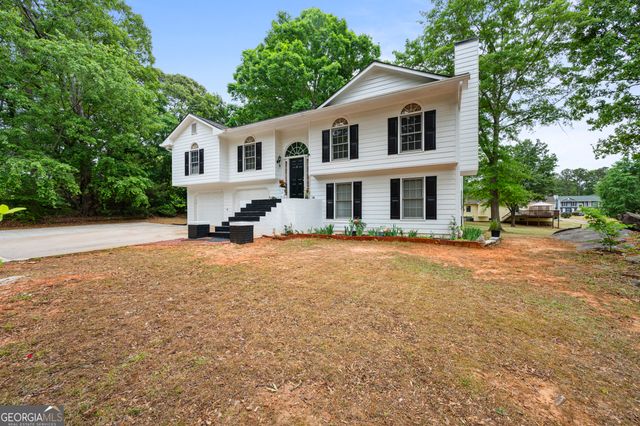 143 Stoneview Drive, Hoschton, GA 30548