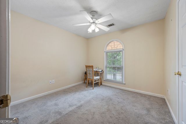 143 Stoneview Drive, Hoschton, GA 30548