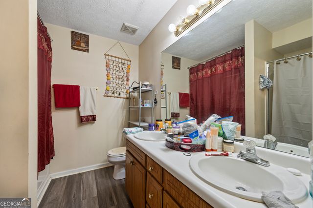 143 Stoneview Drive, Hoschton, GA 30548