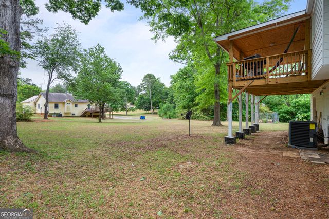 143 Stoneview Drive, Hoschton, GA 30548