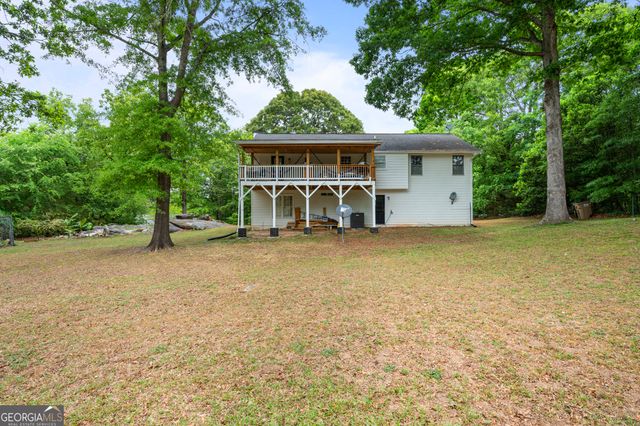 143 Stoneview Drive, Hoschton, GA 30548
