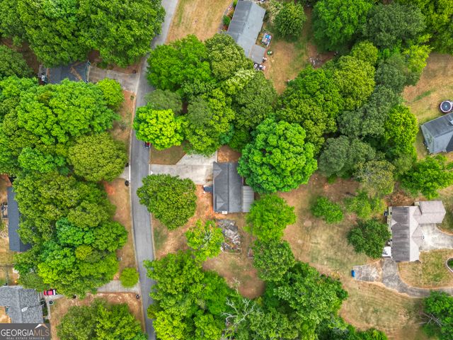 143 Stoneview Drive, Hoschton, GA 30548