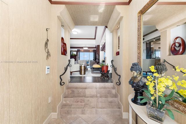 5003 NE London Walk Ter 41, Miami, FL 33138