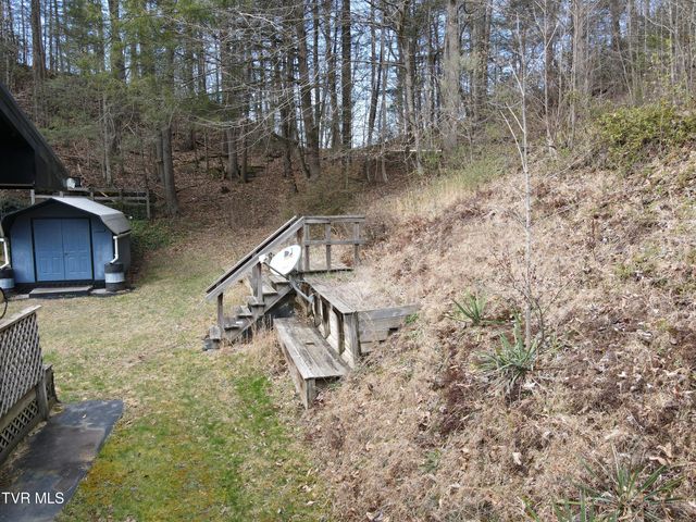 111 Cold Springs Drive, Appalachia, VA 24216