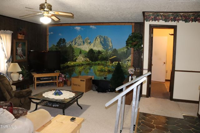 111 Cold Springs Drive, Appalachia, VA 24216