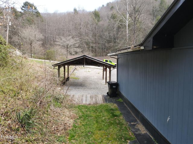 111 Cold Springs Drive, Appalachia, VA 24216