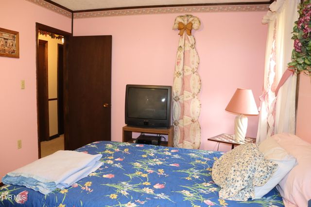 111 Cold Springs Drive, Appalachia, VA 24216