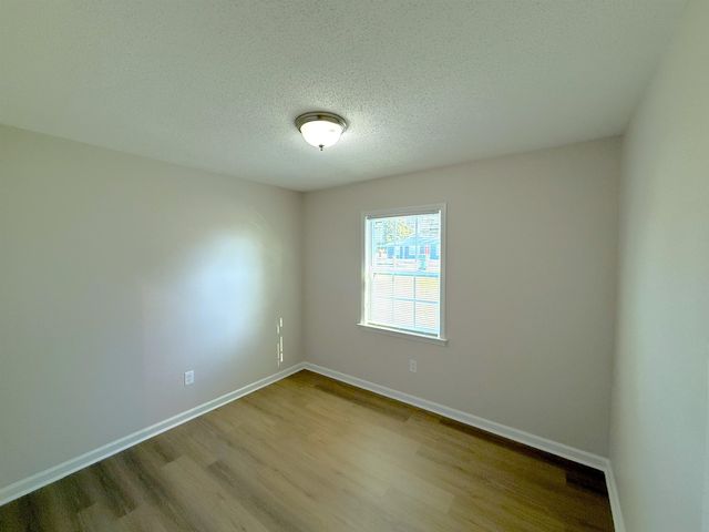 5165 SEA SHORE RD, Memphis, TN 38109