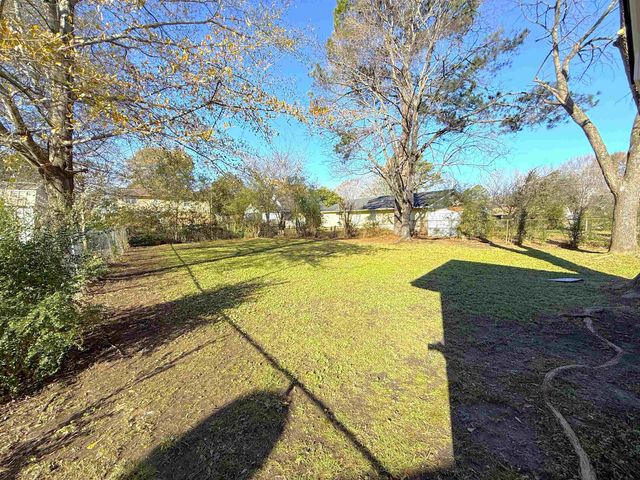 5165 SEA SHORE RD, Memphis, TN 38109