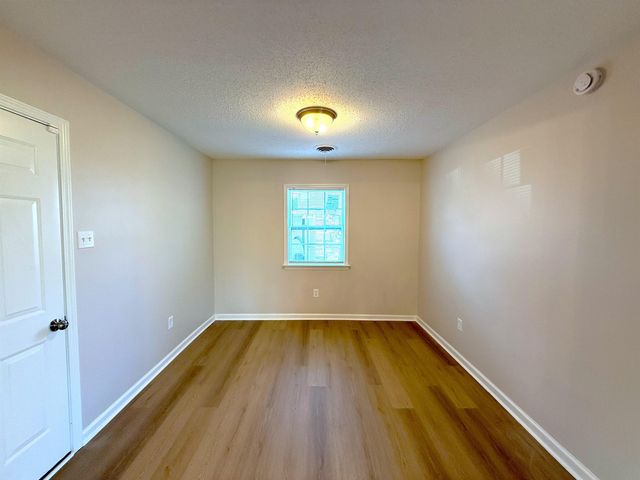 5165 SEA SHORE RD, Memphis, TN 38109