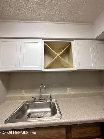 337 N FLETCHER Avenue, Fernandina Beach, FL 32034