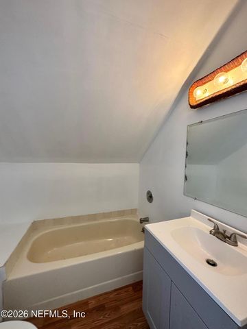 337 N FLETCHER Avenue, Fernandina Beach, FL 32034