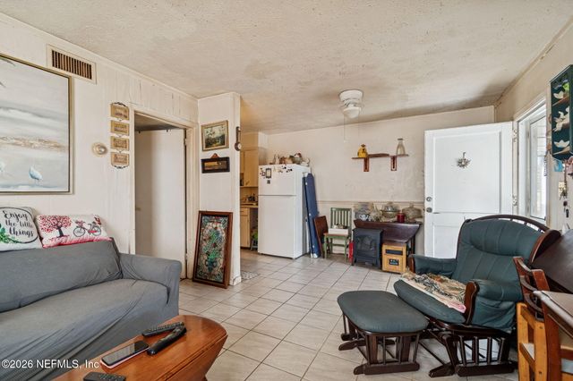 337 N FLETCHER Avenue, Fernandina Beach, FL 32034