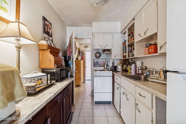 337 N FLETCHER Avenue, Fernandina Beach, FL 32034