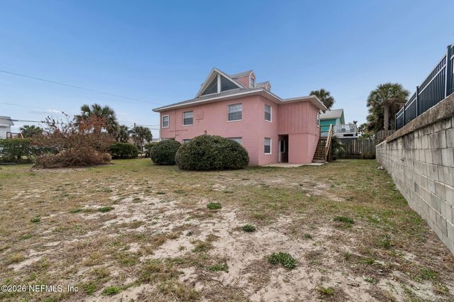 337 N FLETCHER Avenue, Fernandina Beach, FL 32034