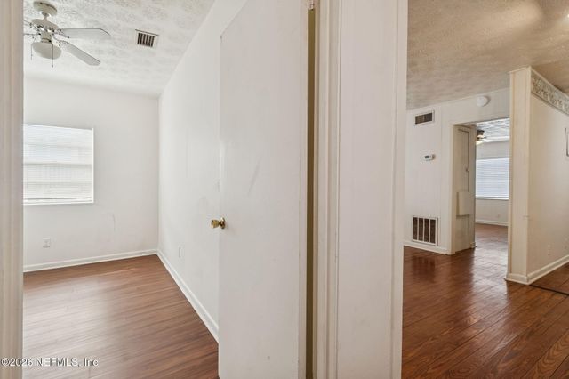 337 N FLETCHER Avenue, Fernandina Beach, FL 32034