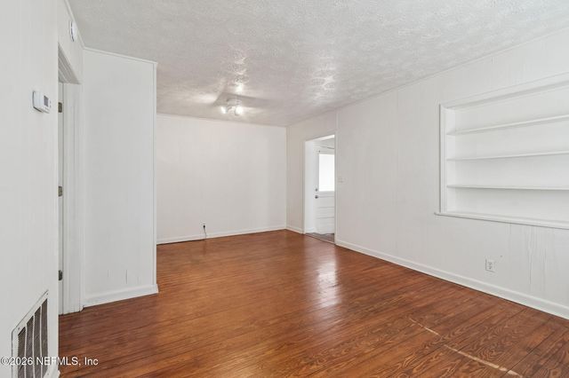 337 N FLETCHER Avenue, Fernandina Beach, FL 32034