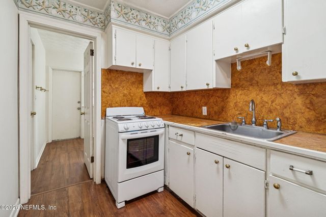 337 N FLETCHER Avenue, Fernandina Beach, FL 32034