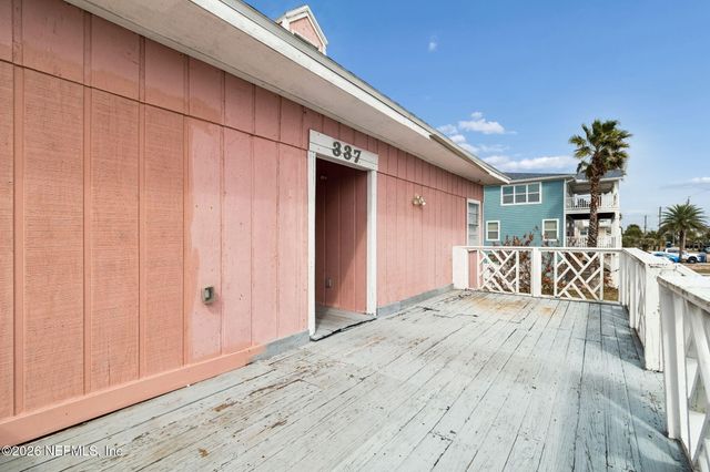 337 N FLETCHER Avenue, Fernandina Beach, FL 32034