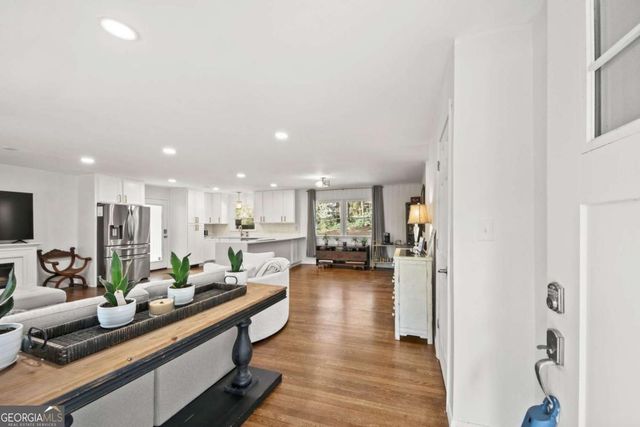 310 Brook Drive, Atlanta, GA 30328