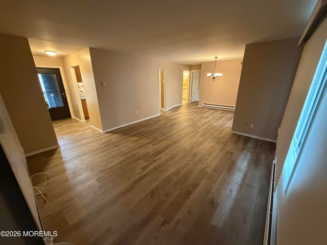 218 Medford Court H, Manalapan, NJ 07726