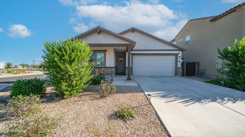 4548 W Charlie Drive, San Tan Valley, AZ 85144 — exterior