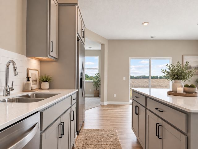 949 Greenlawn Avenue W, Delano, MN 55328
