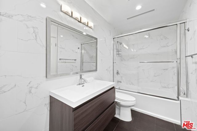 8755 Shoreham Drive 400, West Hollywood, CA 90069