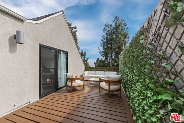 8755 Shoreham Drive 400, West Hollywood, CA 90069