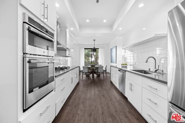 8755 Shoreham Drive 400, West Hollywood, CA 90069