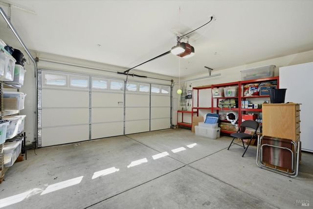 1256 Pear Tree Ln, Napa, CA 94558