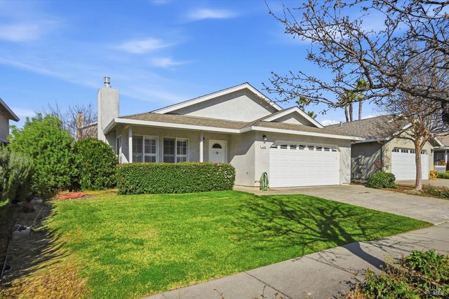 1256 Pear Tree Ln, Napa, CA 94558