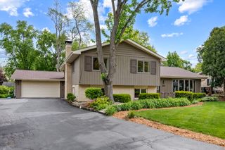 550 Hackberry Road, Frankfort, IL 60423