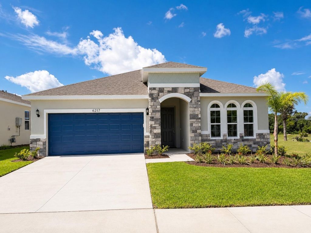 6217 SANDERS GROVE CIRCLE, Okahumpka, FL 34762
