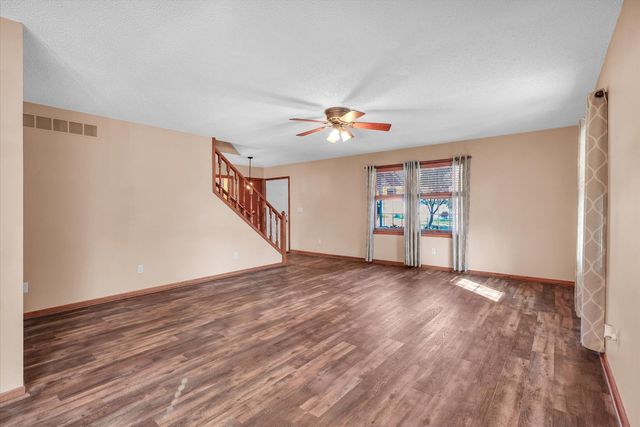 605 Craig Drive, Mahomet, IL 61853