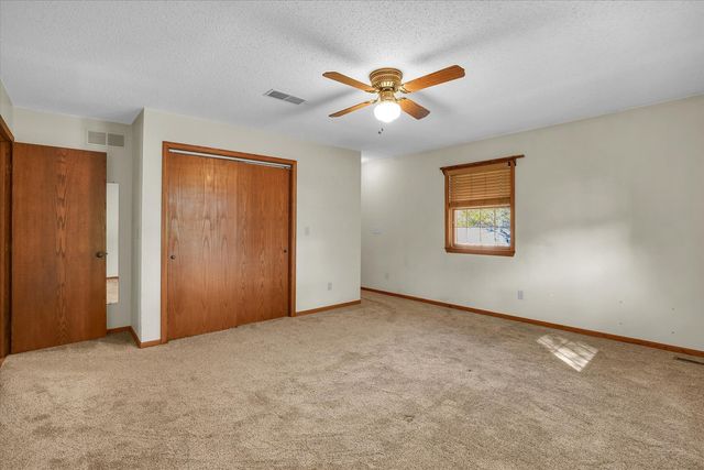 605 Craig Drive, Mahomet, IL 61853