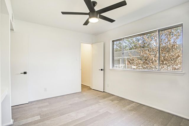 4040 San Felipe Street 253, Houston, TX 77027