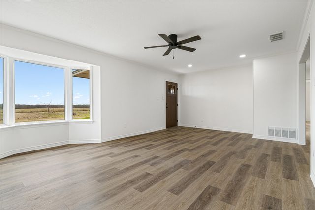 110 VZ County Road 1128, Fruitvale, TX 75127