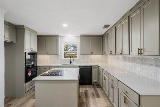 110 VZ County Road 1128, Fruitvale, TX 75127