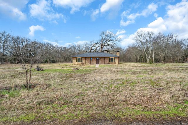110 VZ County Road 1128, Fruitvale, TX 75127