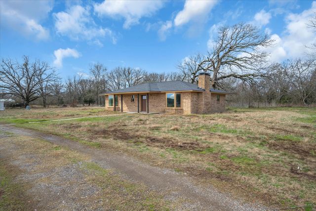 110 VZ County Road 1128, Fruitvale, TX 75127