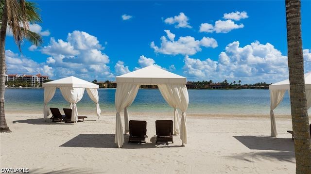 10100 Valiant CT 201, Miromar Lakes, FL 33913