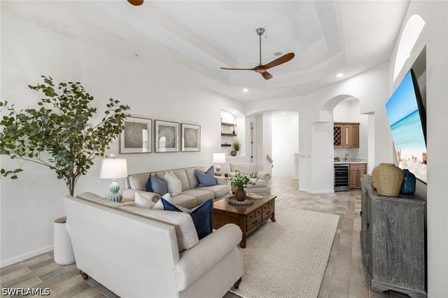 10100 Valiant CT 201, Miromar Lakes, FL 33913