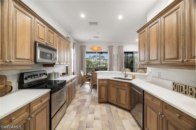 10100 Valiant CT 201, Miromar Lakes, FL 33913