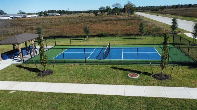 1206 Hidden Oaks Dr, Tomball, TX 77375