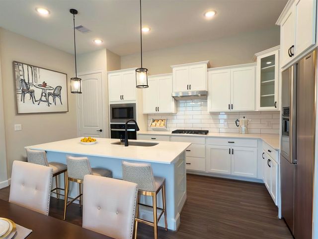 1206 Hidden Oaks Dr, Tomball, TX 77375