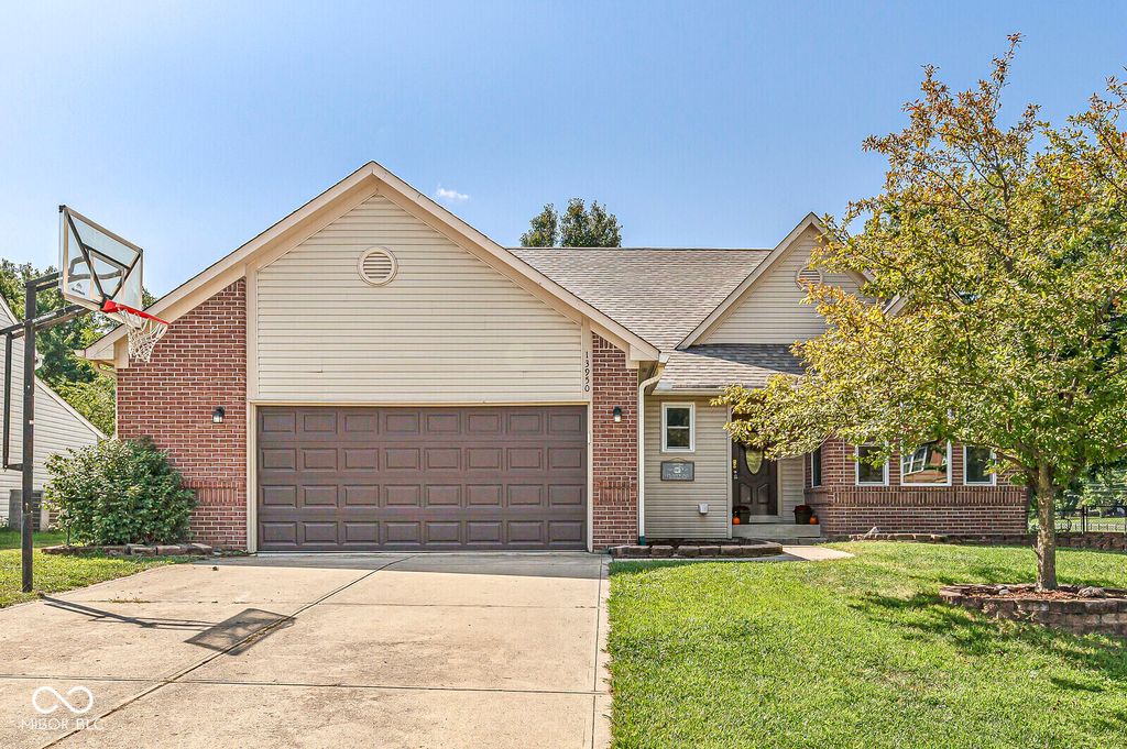 13950 N Old Otto Court, Camby, IN 46113