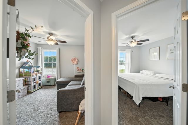 1613 Riverside Circle, Dixon, IL 61021