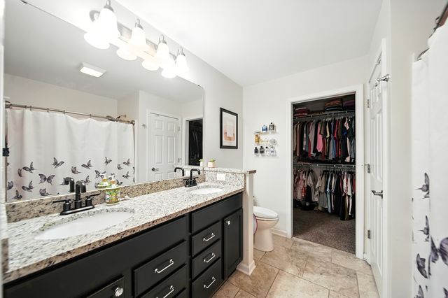 1613 Riverside Circle, Dixon, IL 61021